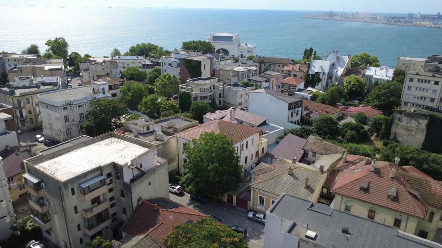 Casă individuală cu 16 camere cu Canalizare în Peninsula