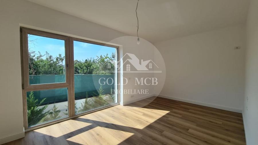 Apartament cu 3 camere decomandat în Dămăroaia