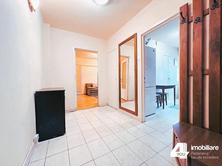 Apartament cu 2 camere semidecomandat în Boul Roșu