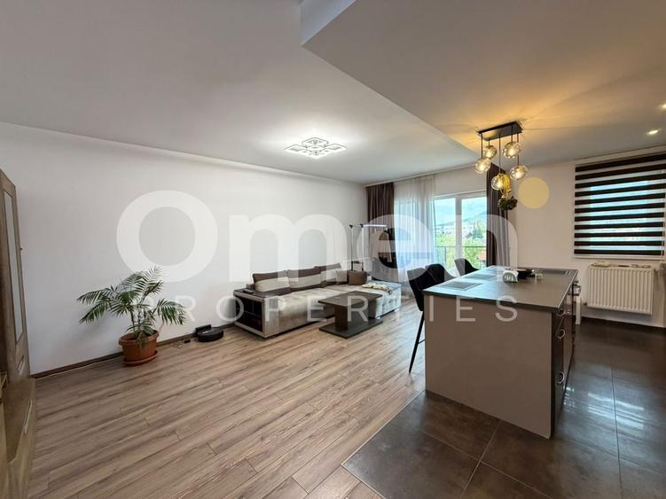 Apartament cu 2 camere semidecomandat, mobilat în Ultracentral