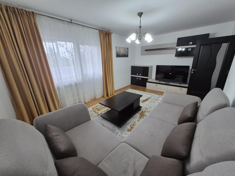 Apartament cu 2 camere decomandat în Faleza Nord