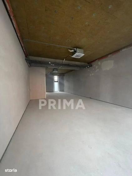 Spațiu comercial, de 98 mp, în Nufărul
