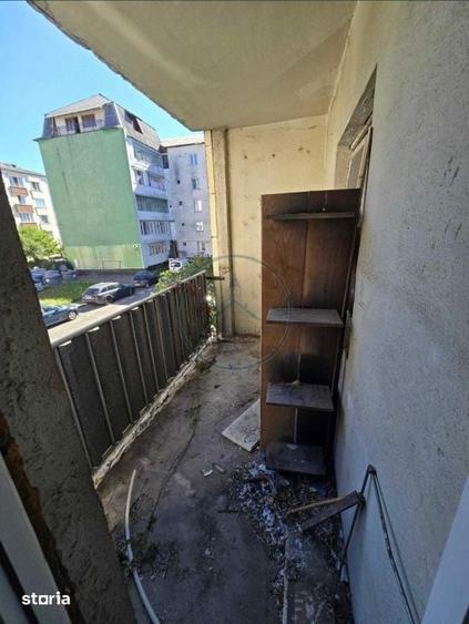 Apartament cu 4 camere în Independenței