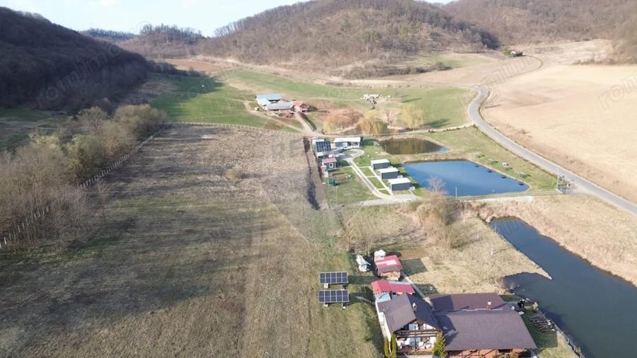 Teren de 7000 mp, în Hoghilag