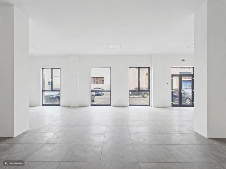 Spațiu comercial, de 160 mp, în Central
