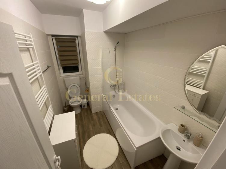 Apartament cu 3 camere decomandat în Centrul Civic