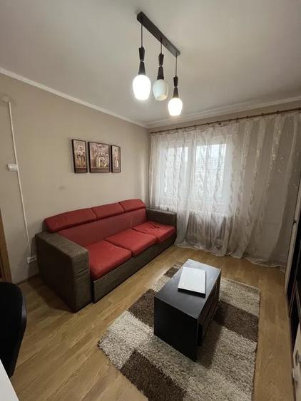 Apartament cu 2 camere decomandat, mobilat în Mircea cel Bătrân