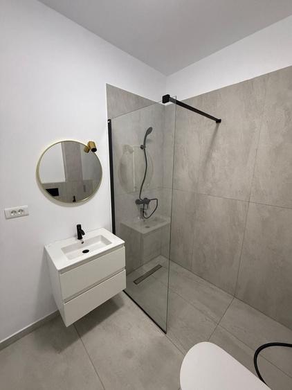 Apartament cu 2 camere decomandat în Calea Călărașilor