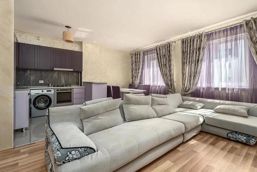 Apartament cu 3 camere decomandat în Splaiul Unirii