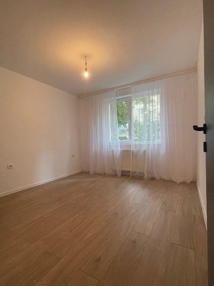Apartament cu 2 camere semidecomandat, mobilat în Tomis II
