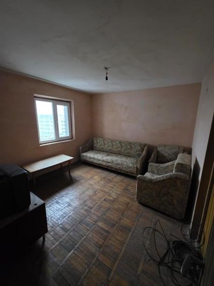 Apartament cu 2 camere decomandat în Zahana
