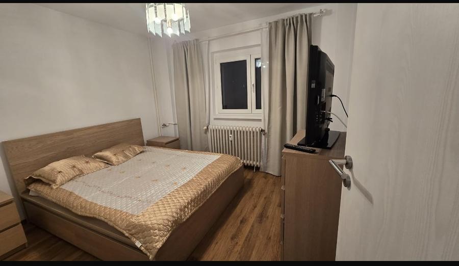 Apartament cu 2 camere semidecomandat în Tineretului