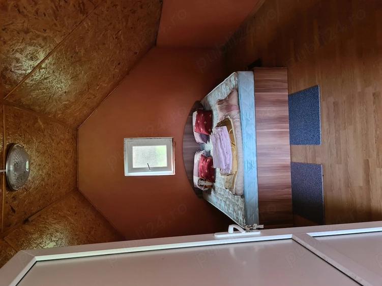 Casă cu Teren 13800 Mp în Obreja
