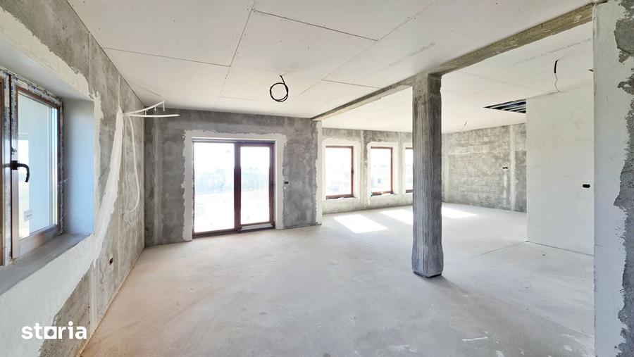 Casă cu 5 camere decomandat cu Teren 589 Mp în Zimandu Nou
