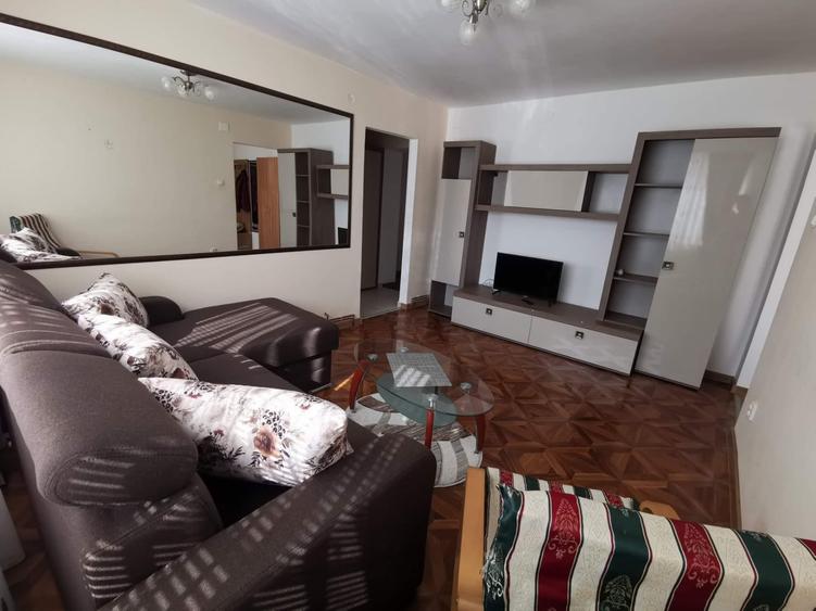 Apartament cu 2 camere în Cetate