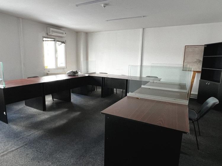 Spațiu industrial, de 905 mp, în Dâmbul Rotund