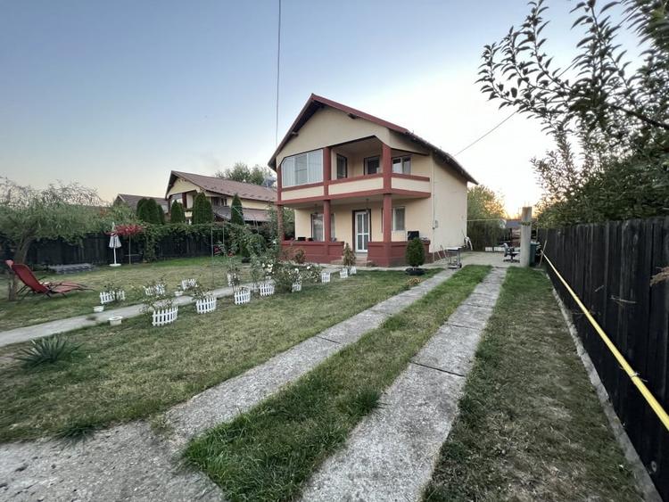 Casă individuală cu 4 camere cu Teren 505 Mp în Valea Călugărească