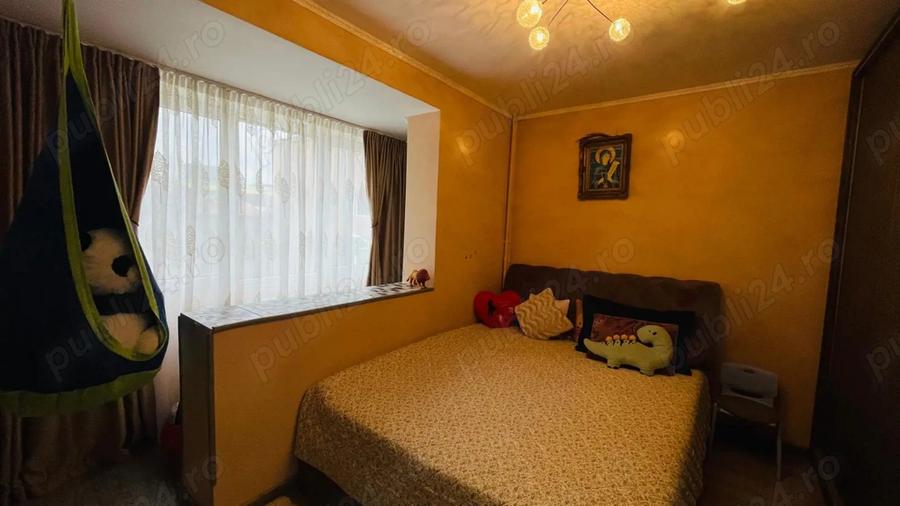 Apartament cu 3 camere semidecomandat în Basarab