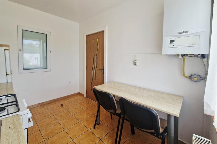 Apartament cu 2 camere semidecomandat în Iris