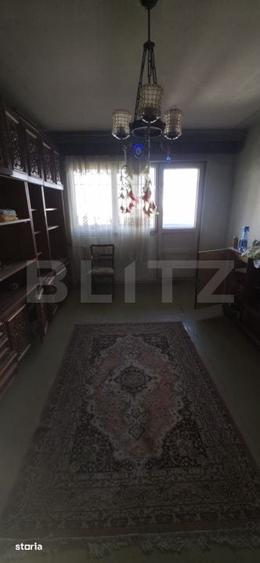 Apartament cu 3 camere în Andrei Mureșanu
