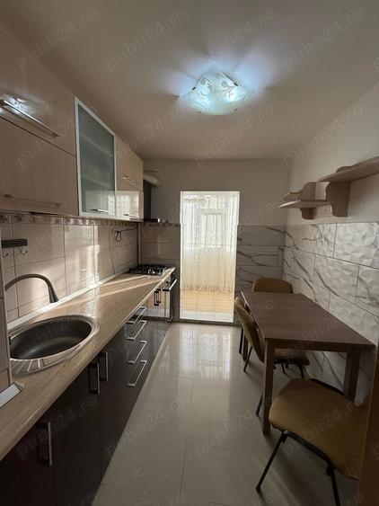 Apartament cu 2 camere decomandat în Micro 16