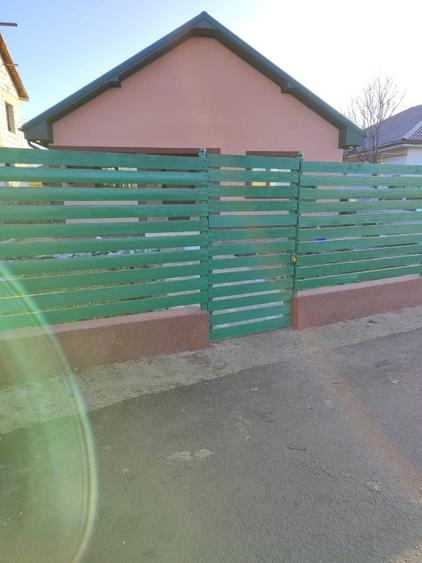 Casă individuală cu 3 camere cu Canalizare în Valu lui Traian