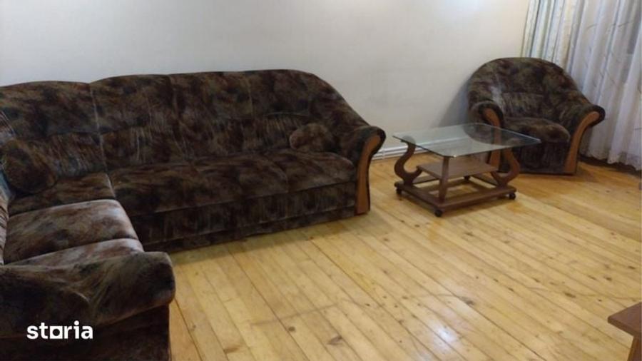 Apartament cu 3 camere în George Enescu