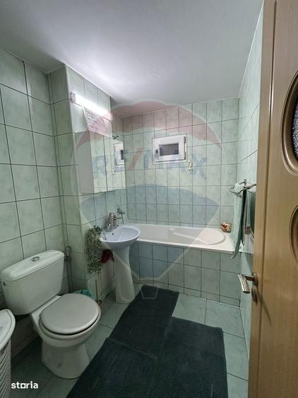 Apartament cu 4 camere decomandat în Brazda lui Novac