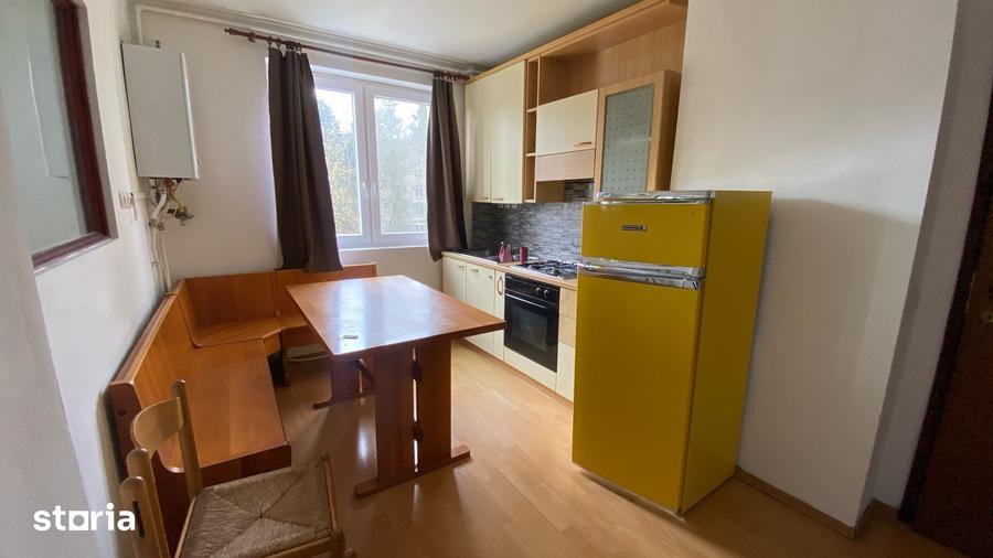 Apartament cu 3 camere semidecomandat în Gheorgheni