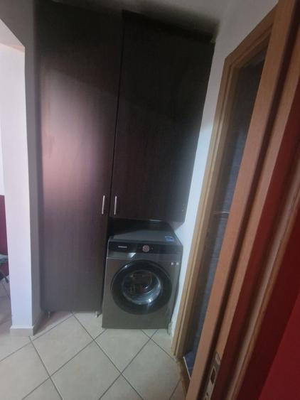 Apartament cu 2 camere semidecomandat în Berceni
