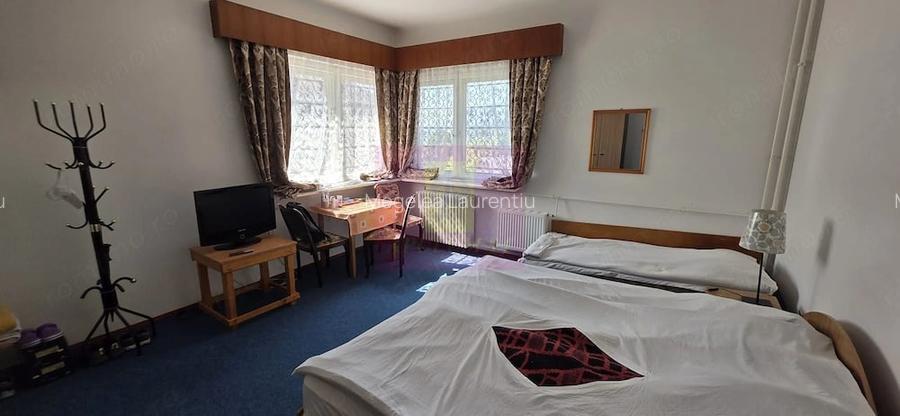 Vila cu 8 camere de vanzare in Busteni