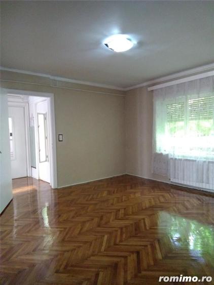 Spațiu comercial, de 143 mp, în Central