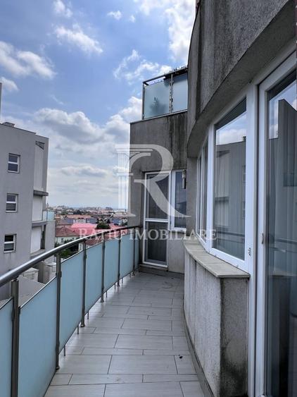 Apartament cu 3 camere decomandat, mobilat în Calea Aradului