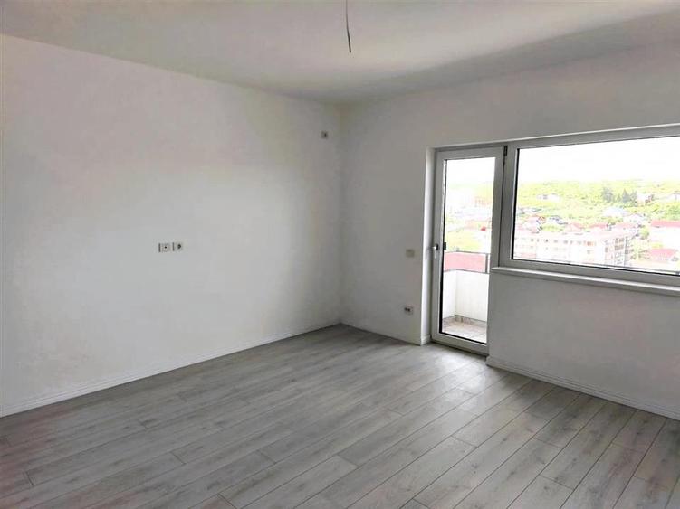 Apartament cu 2 camere decomandat în Vișan
