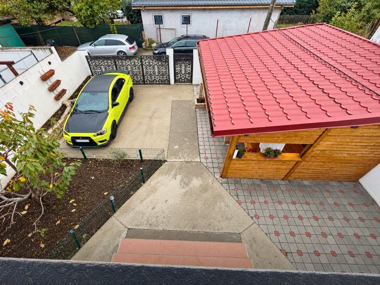 Casă cu 5 camere cu Canalizare în Valu lui Traian
