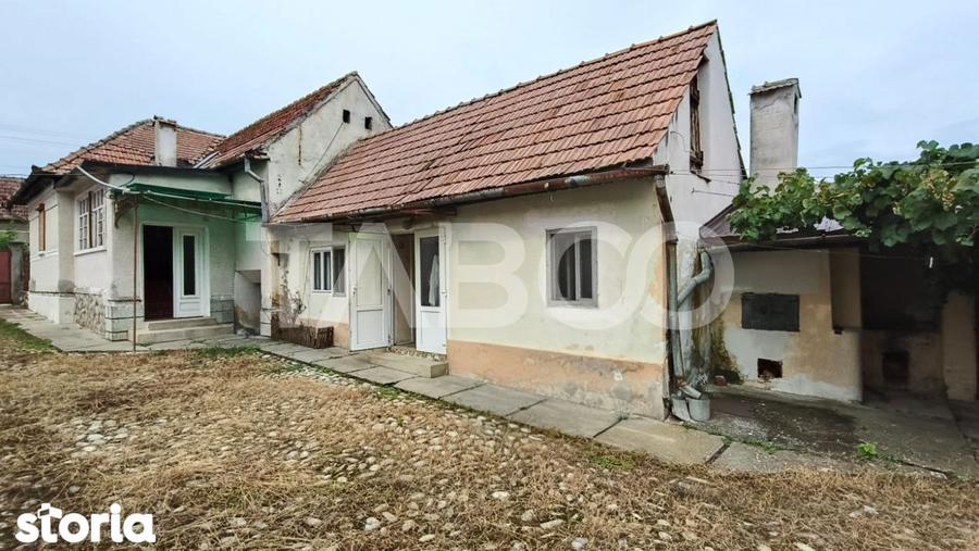 Casă cu 4 camere cu Teren 100 Mp în Șpring