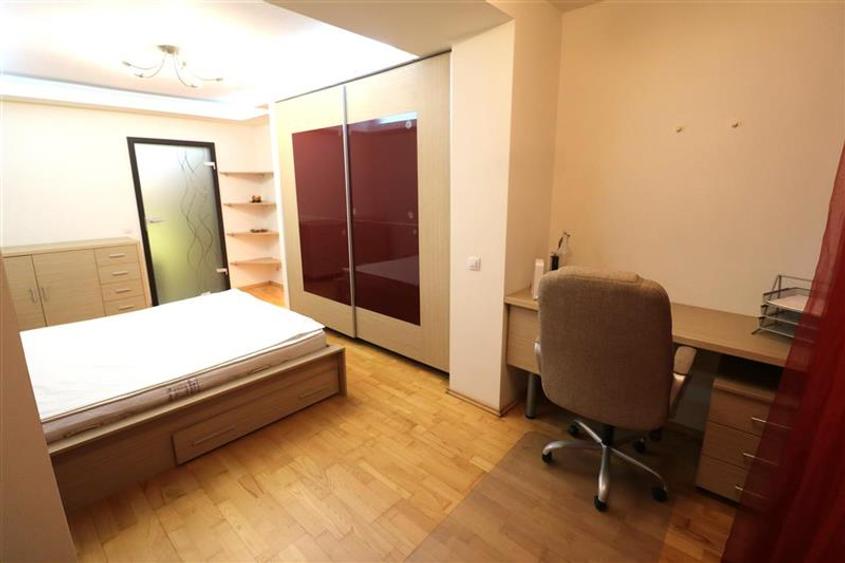 Apartament 2 camere , zona ultracentrala - 3