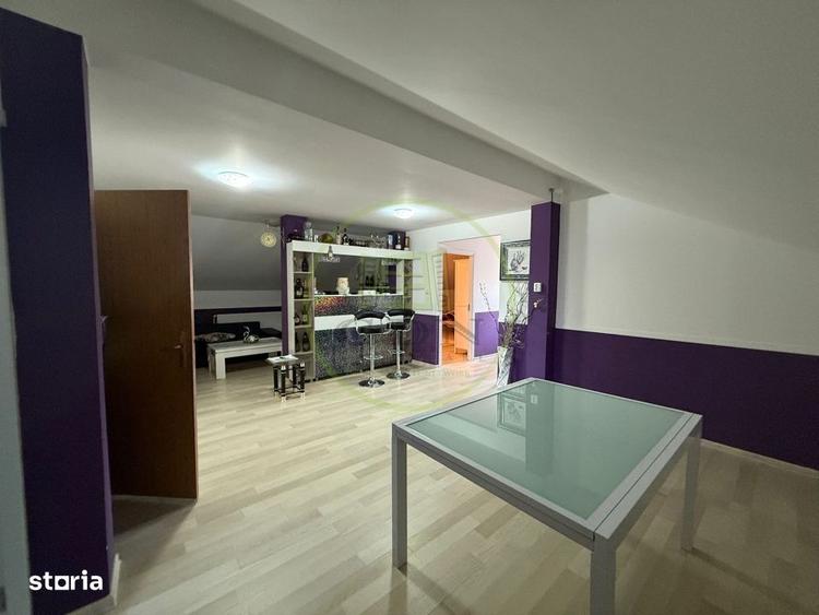 Casă cu 3 camere semidecomandat cu Teren 800 Mp în Bariera Vâlcii