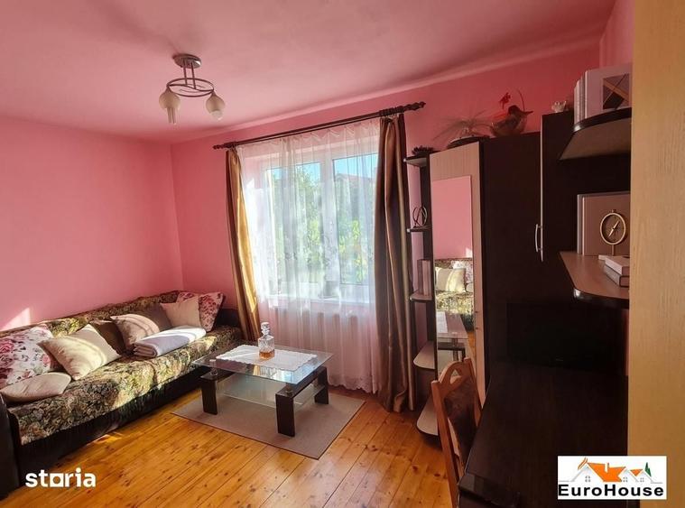 Casă cu 3 camere cu Teren 400 Mp în Cetate