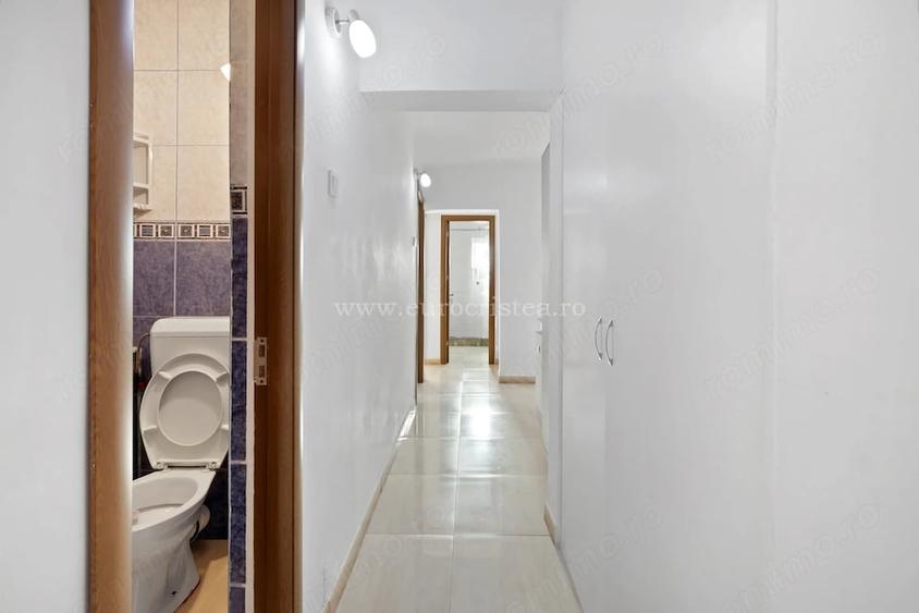 Apartament cu 3 camere decomandat în Central