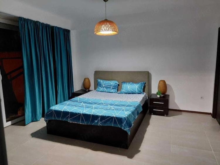 Apartament cu 3 camere semidecomandat în Doamna Ghica