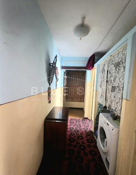 Apartament cu 3 camere semidecomandat, mobilat în Km 4-5