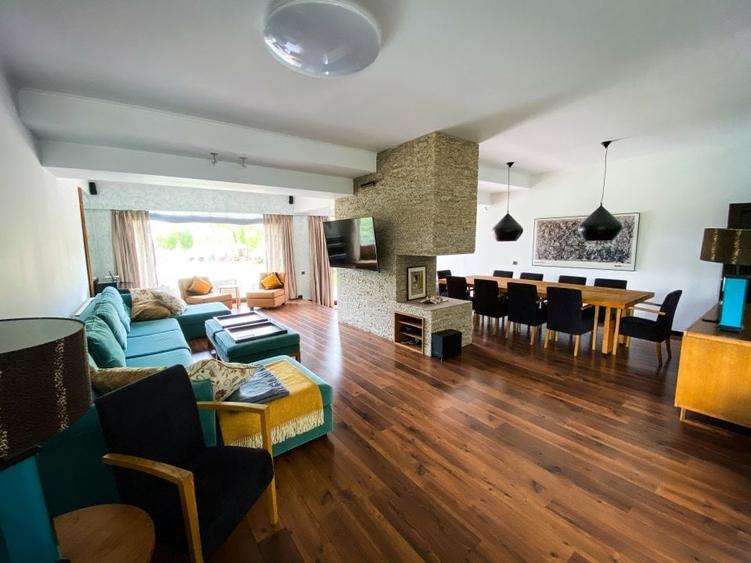 Casă individuală cu 7 camere cu Teren 1500 Mp în Buftea