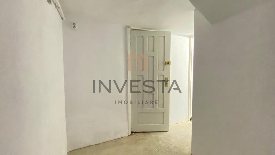 Apartament cu 2 camere semidecomandat în Gruia
