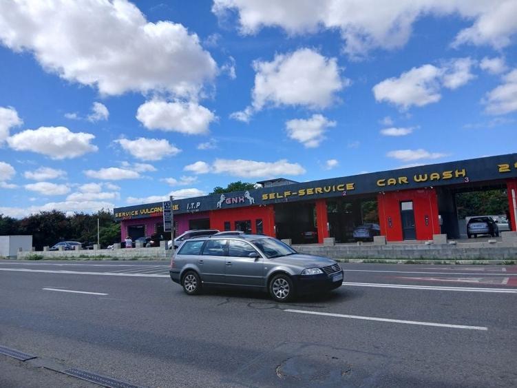 Spațiu comercial, în Sud