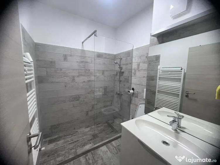 Apartament cu 2 camere decomandat în Berceni