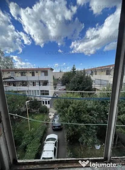 Apartament cu 2 camere semidecomandat în Florilor