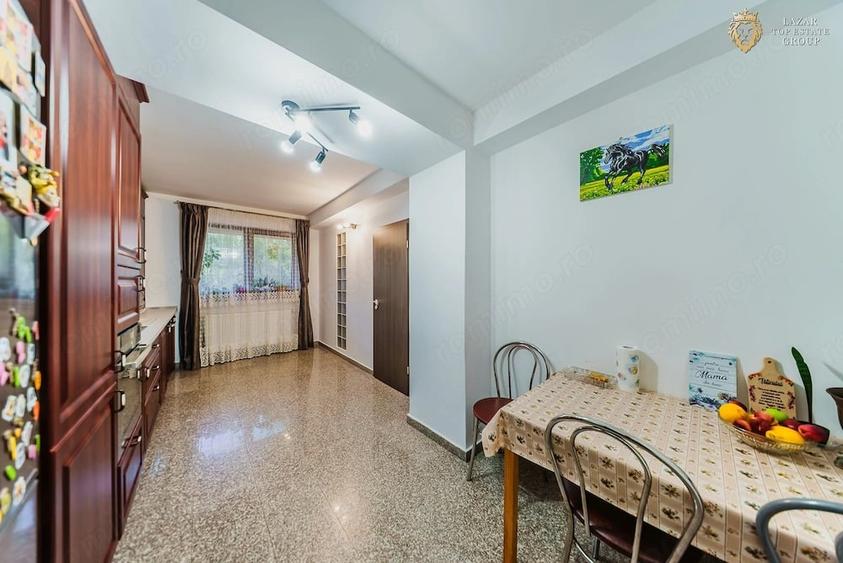 Casă cu 4 camere cu Teren 233 Mp în Aurel Vlaicu