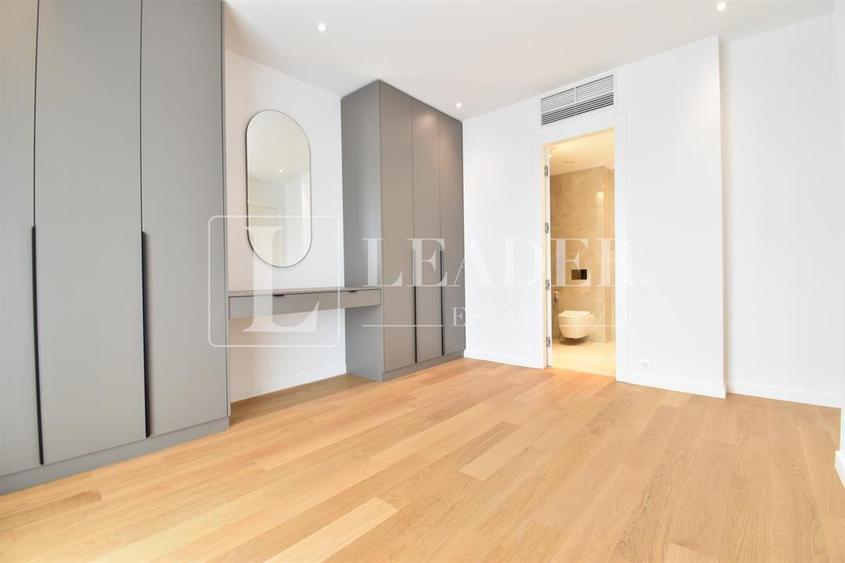 Apartament cu 3 camere semidecomandat, mobilat în Floreasca