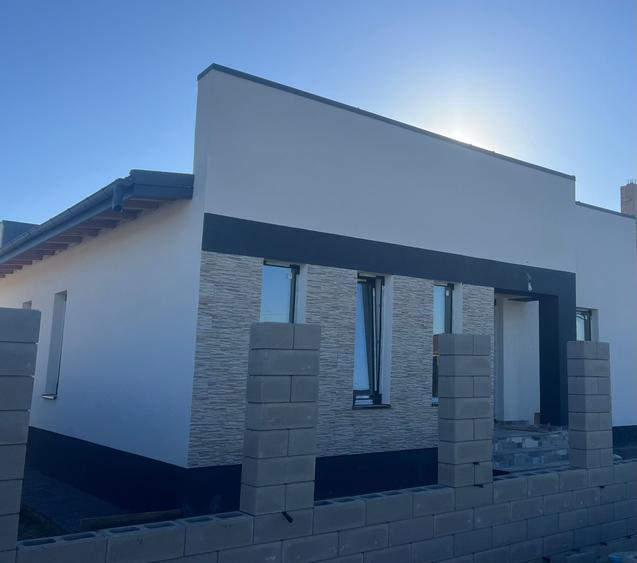 Casă individuală cu 3 camere cu Teren 275 Mp în Berceni